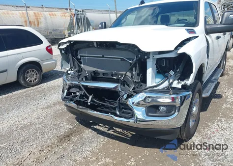 2024 Ram 2500 Big Horn 4X4 6'4 Box из США, поврежденный, VIN 3C6UR5DJ2RG385553